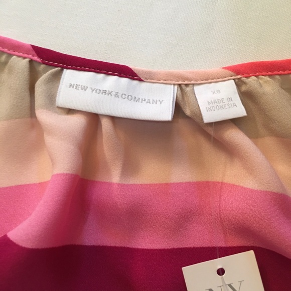 New York & Company Cold Shoulder Top - Picture 3 of 12